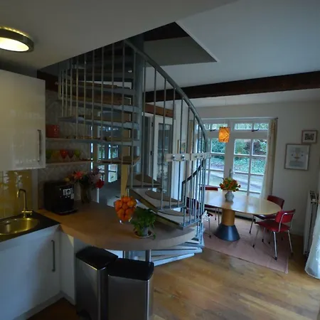 Stadsoase Bed and Breakfast 4*